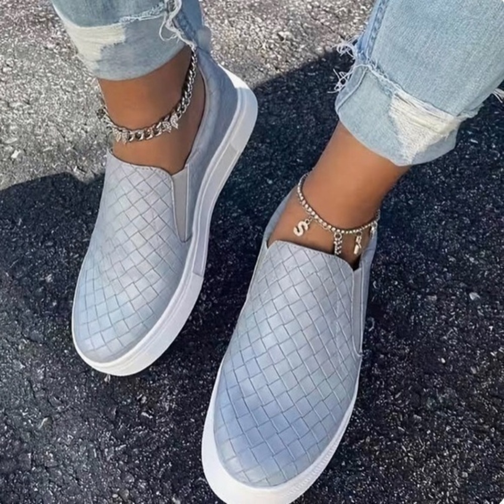 Brash Silver Glitter Boat Shoes Slip On Sneakers size 7.5